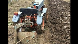 PROBA ARATURAlabrando PASQUALI 4X4 986plowing mini tractorgarden tractor like goldoni [upl. by Glanville]